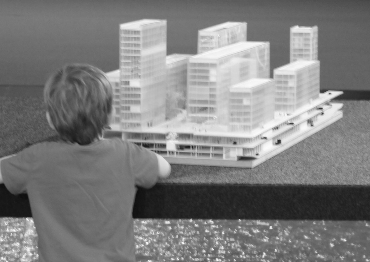 Cover photo from “YOSTAR”